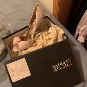 Badgley Mischka never worn size 10